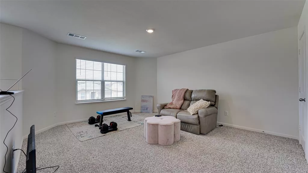 328 Micah Lane, Ferris, Texas 75125