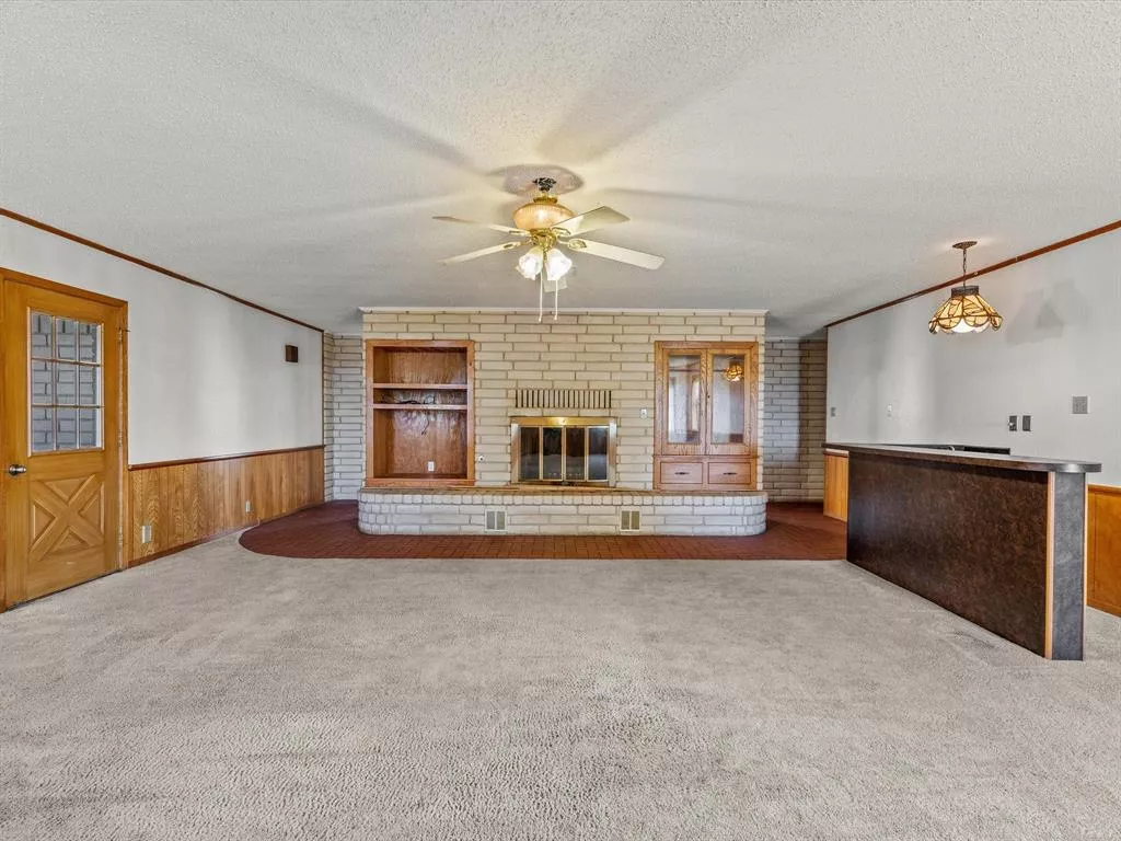 3433 N Highway 81 Bowie, Texas 76230