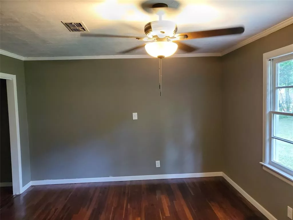 2730 Lincoln Gladewater, Texas 75647