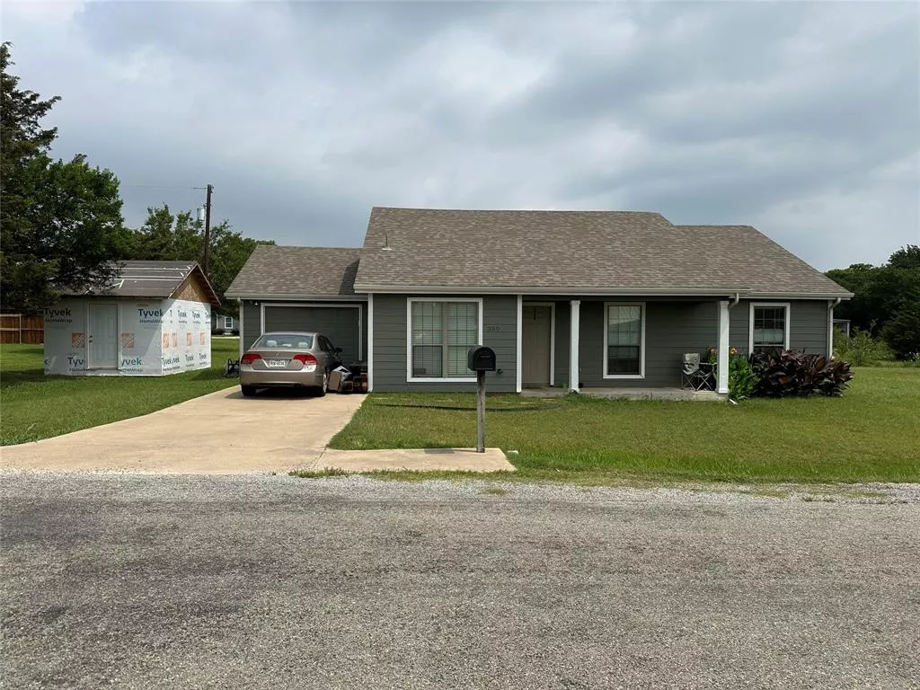 399 willow Drive, Pottsboro, Texas 75076