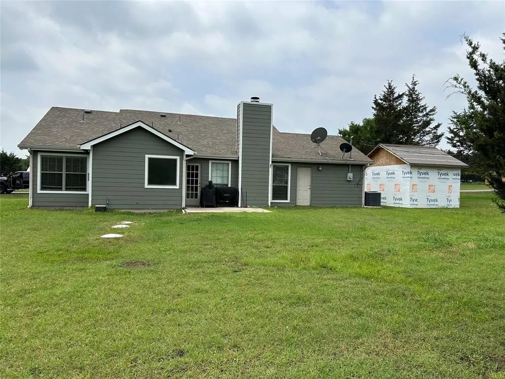 399 willow Drive, Pottsboro, Texas 75076