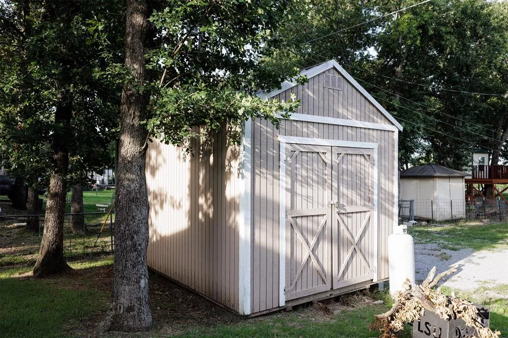 434 Briggs Boulevard, East Tawakoni, Texas 75472