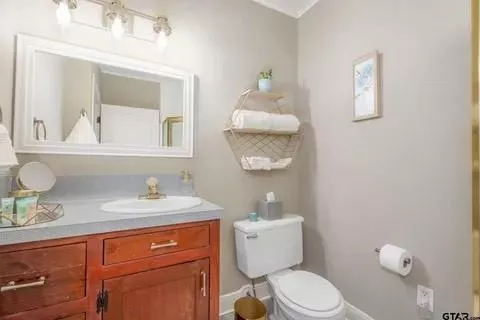 8696 W Fm 13 Henderson, Texas 75654