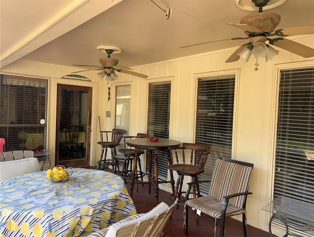 141 Palmer Circle, Lancaster, Texas 75146