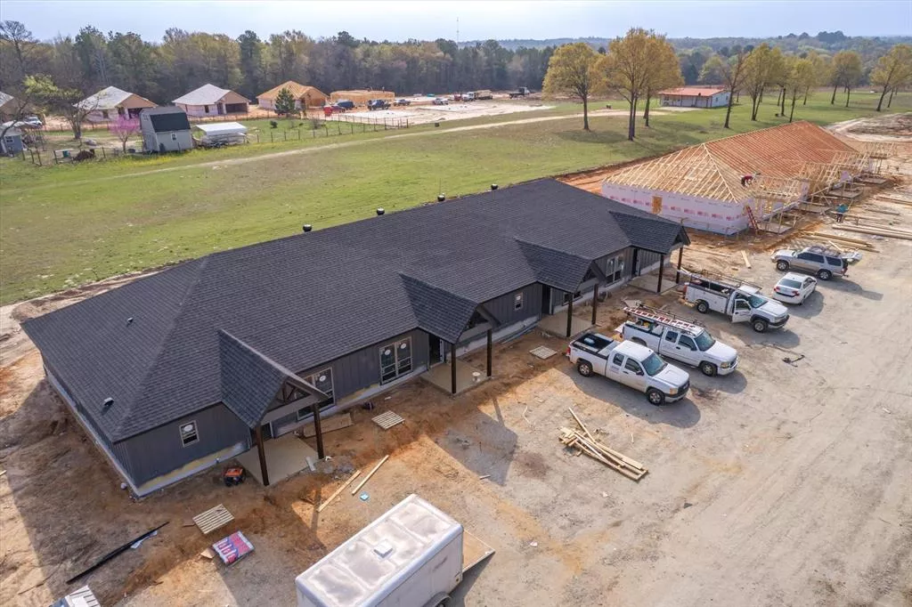 4073 W County Road 152 Bullard, Texas 75757