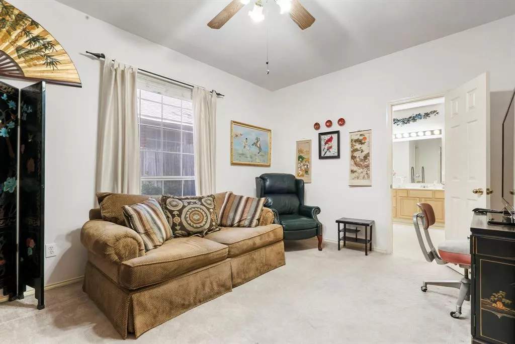 5378 Natchez Trail, Fort Worth, Texas 76137