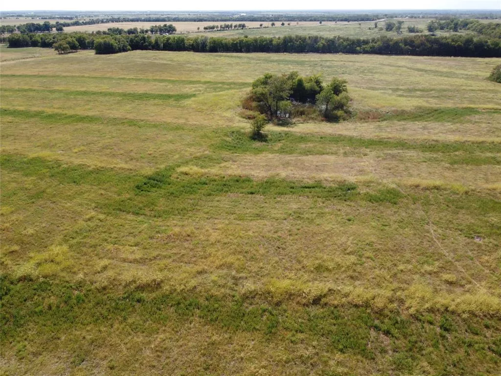 32 ac Fm 1562 Celeste, Texas 75423