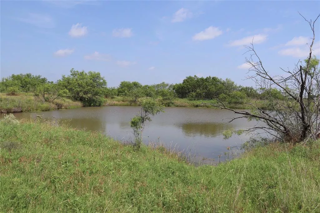 4246 Fairview Rd Henrietta, Texas 76365