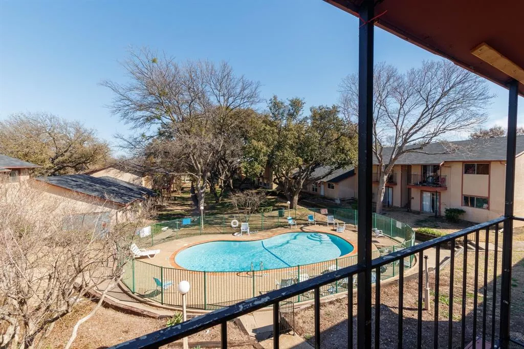 5742 Marina Drive, Unit 20, Garland, Texas 75043