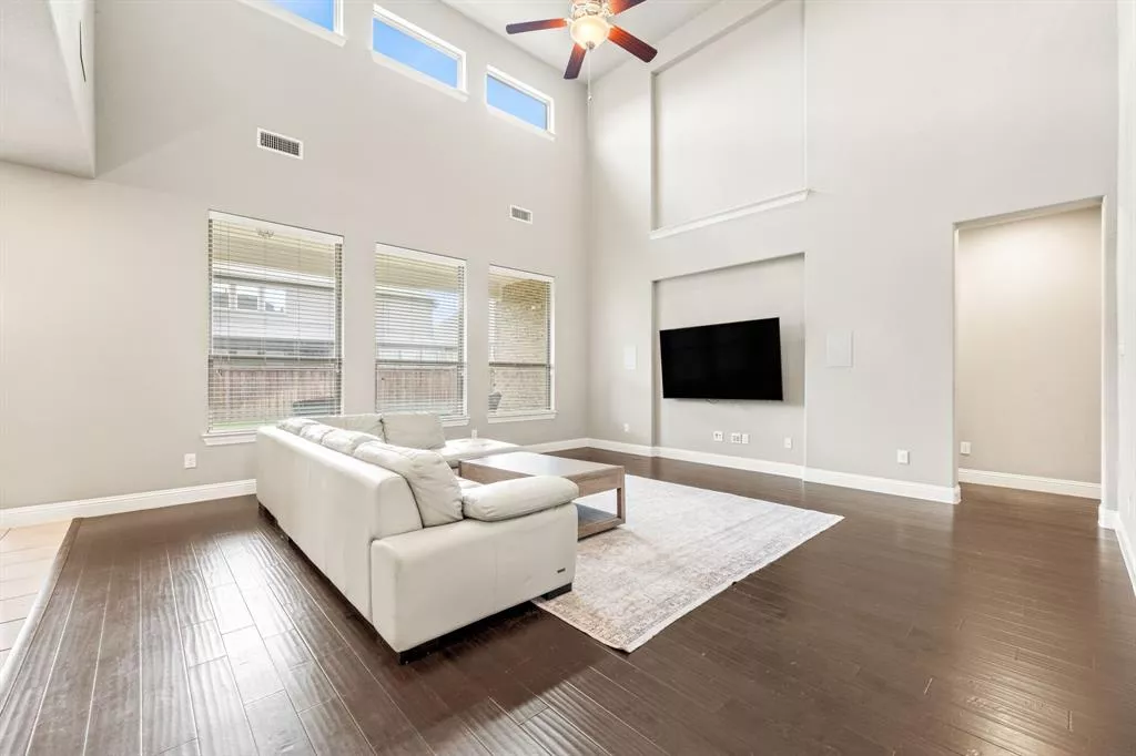 1112 Rendon Place, Mansfield, Texas 76063