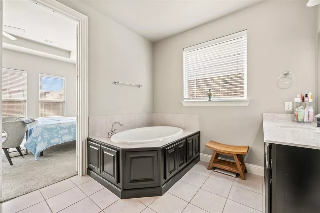 1112 Rendon Place, Mansfield, Texas 76063