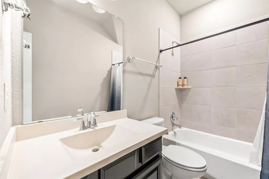 1112 Rendon Place, Mansfield, Texas 76063