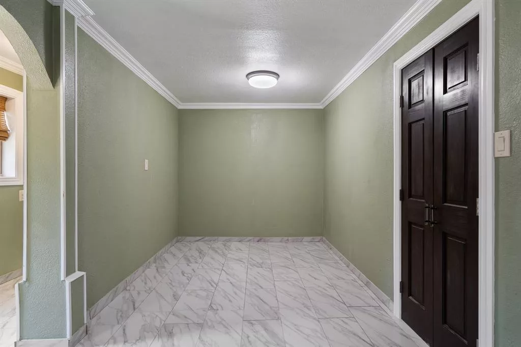 1512 Lackland Street, Arlington, Texas 76010