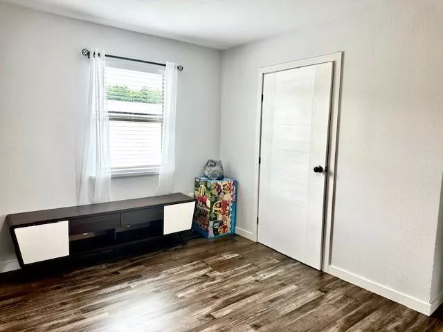 428 Private Road 24970 Brookston, Texas 75421