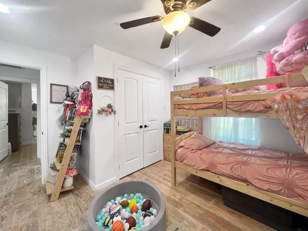 104 W Lone Cedar Pike, Blooming Grove, Texas 76626