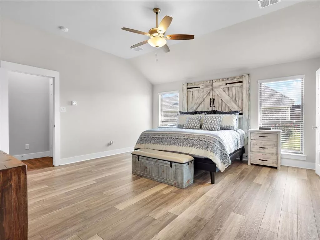 1113 Denton Creek Drive, Justin, Texas 76247