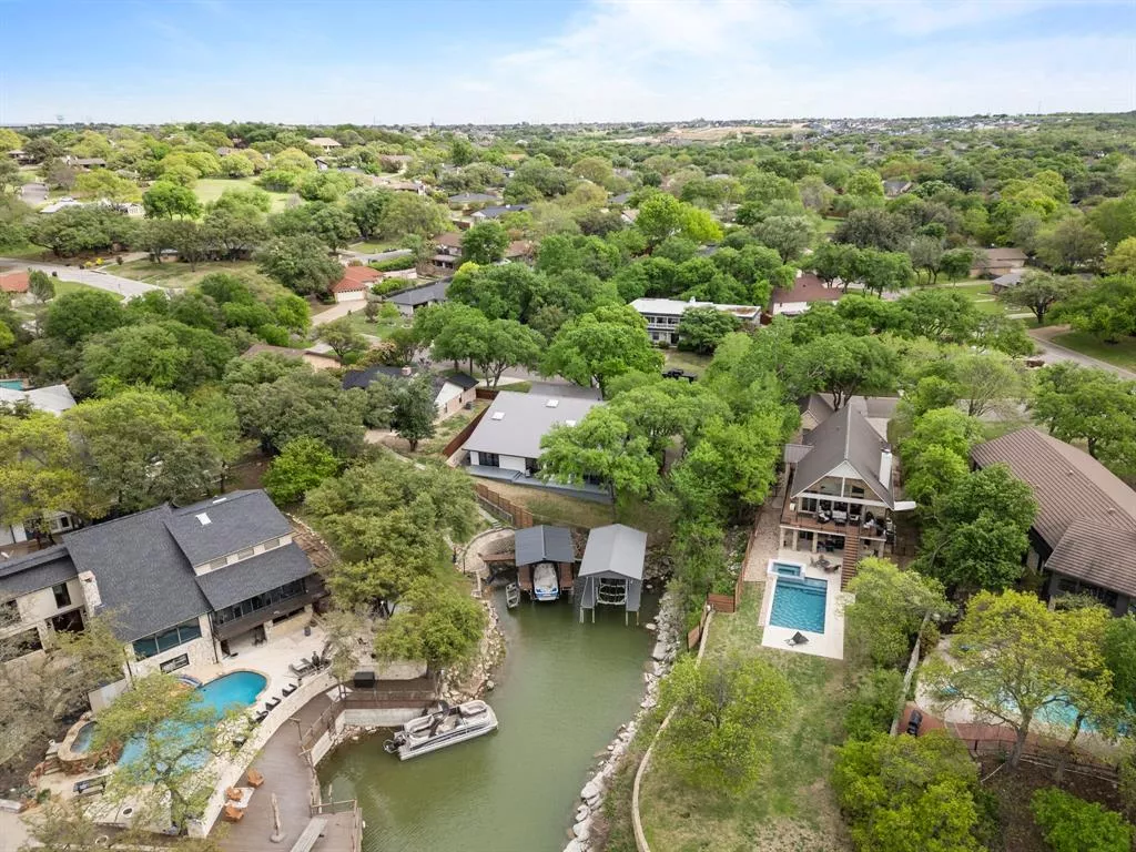 7812 Skylake Drive, Fort Worth, Texas 76179