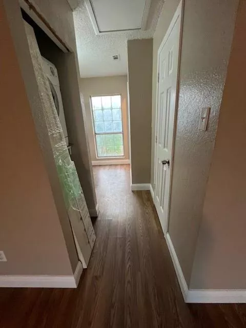 9487 Olde Towne Row, Dallas, Texas 75227