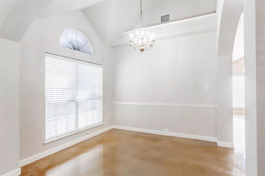 5376 Lake Chelen Drive, Fort Worth, Texas 76137