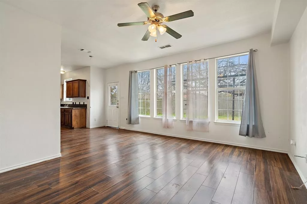 2709 Maci Court, Seagoville, Texas 75159