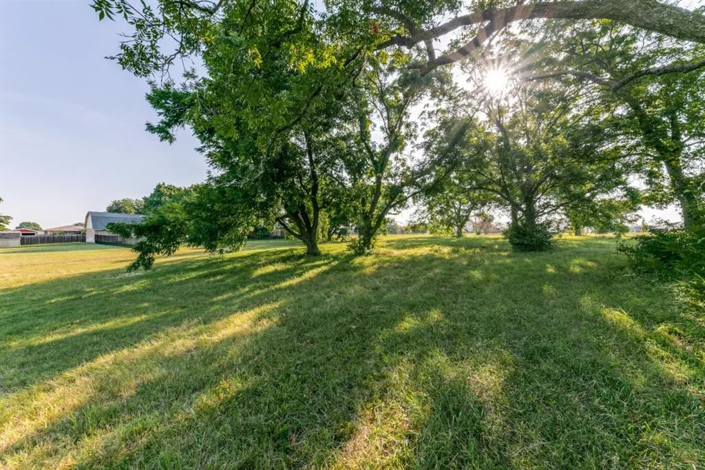 3917 Chiesa Road, Rowlett, Texas 75088