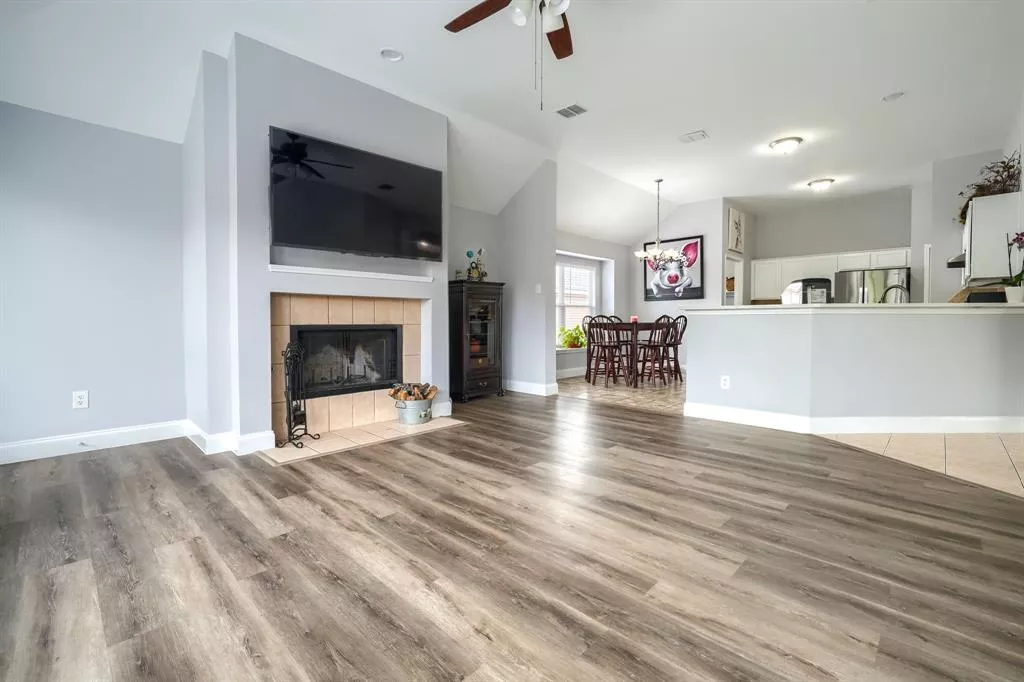 1206 Heather Brook Drive, Allen, Texas 75002