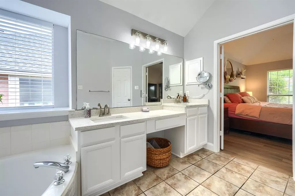 1206 Heather Brook Drive, Allen, Texas 75002