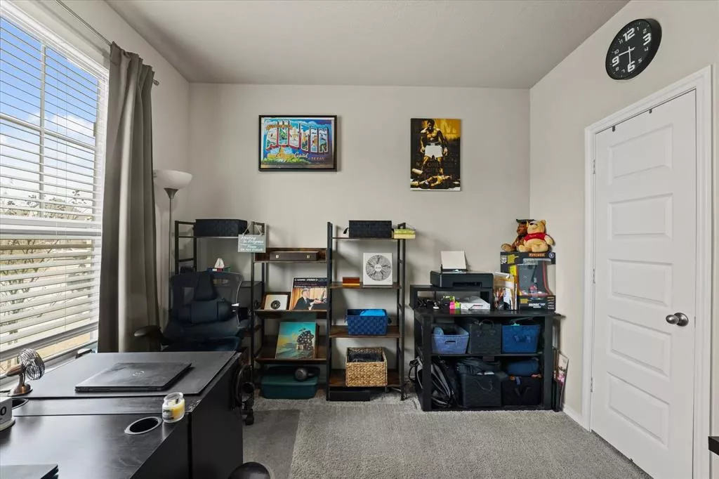 1913 Kit Fox Run, Mesquite, Texas 75181