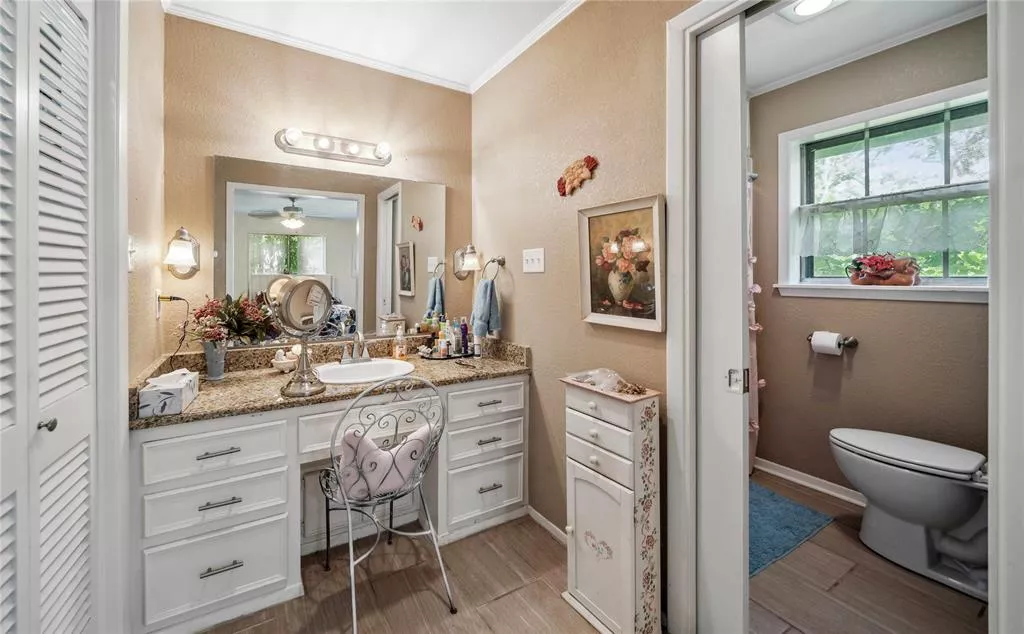 7223 FM 2494 Athens, Texas 75751