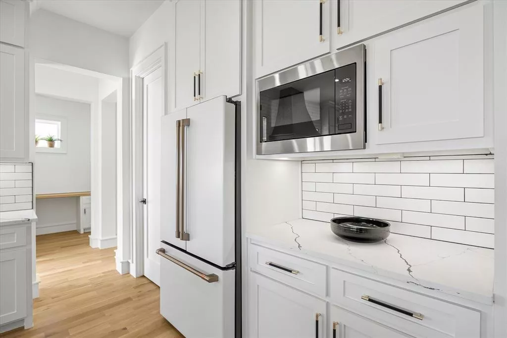 1240 Deerfield Drive, Wills Point, Texas 75169