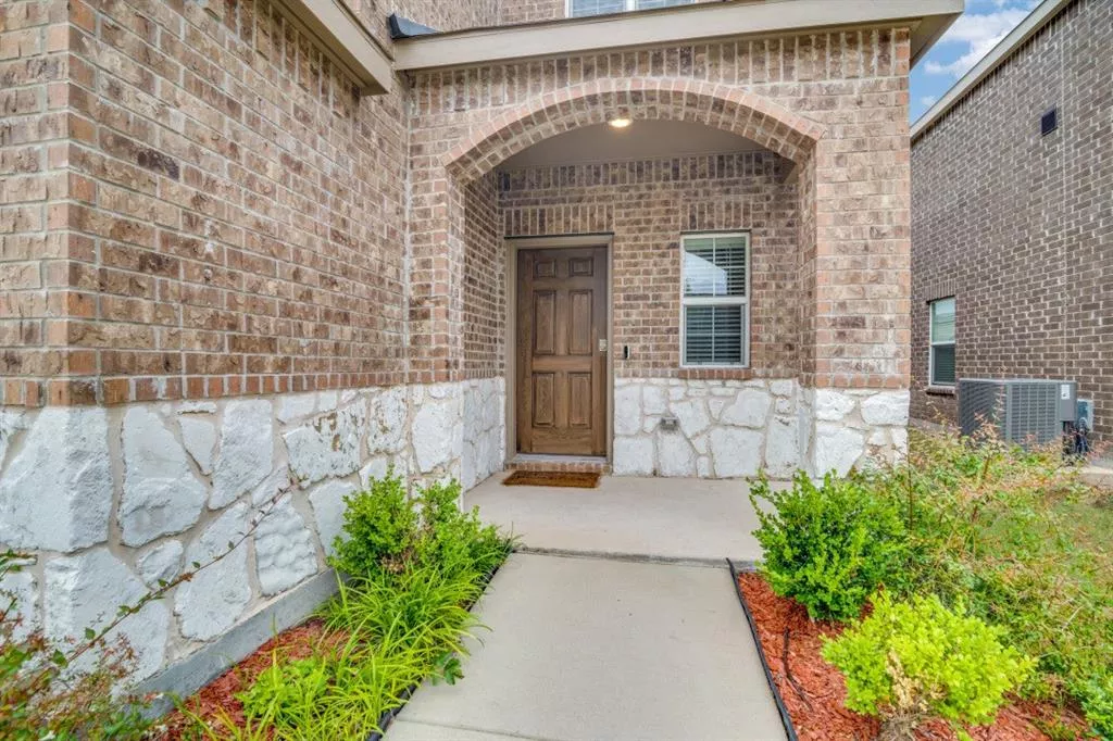 2058 Henrietta Drive, Forney, Texas 75126