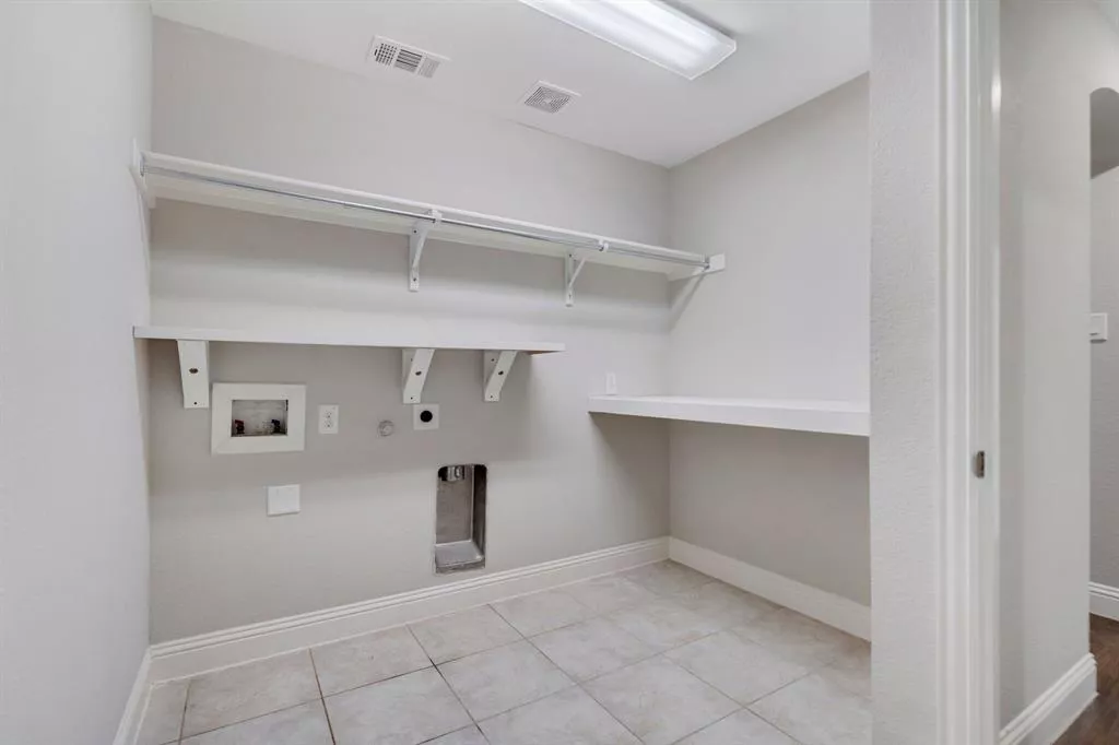 232 Lilypad Bend, Argyle, Texas 76226