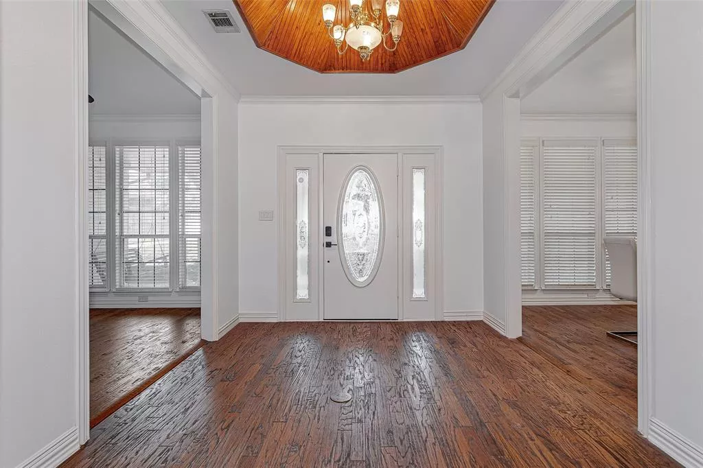 3308 Corn Valley Road, Grand Prairie, Texas 75052