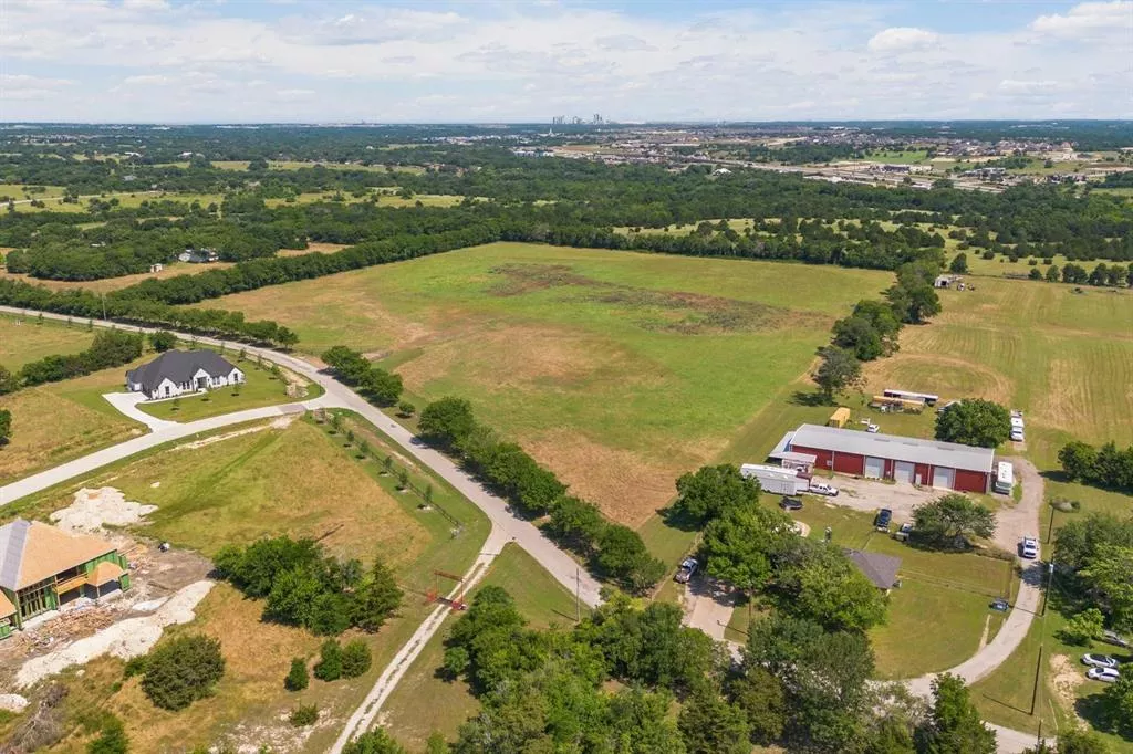 4611 Stout Road, Midlothian, Texas 76065