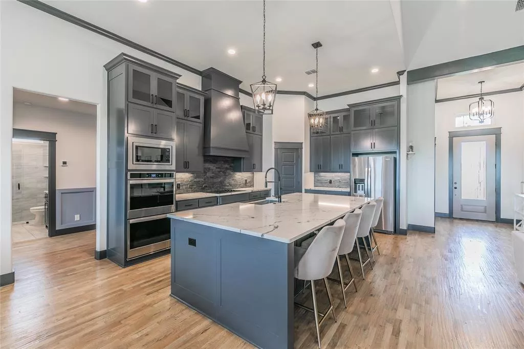 1115 Pioneer Crossing, Weatherford, Texas 76088