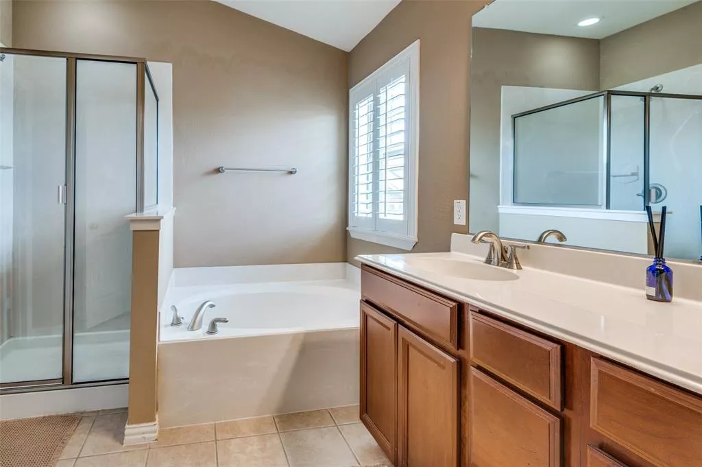 1416 Chase Lane, Irving, Texas 75063