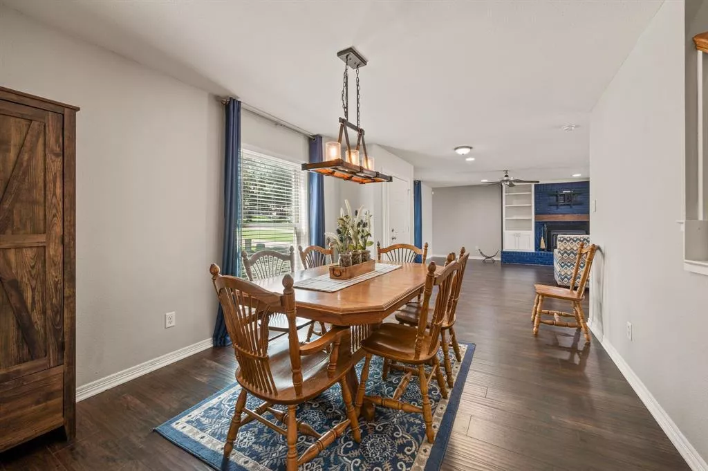 237 Timberlake Drive, Azle, Texas 76020