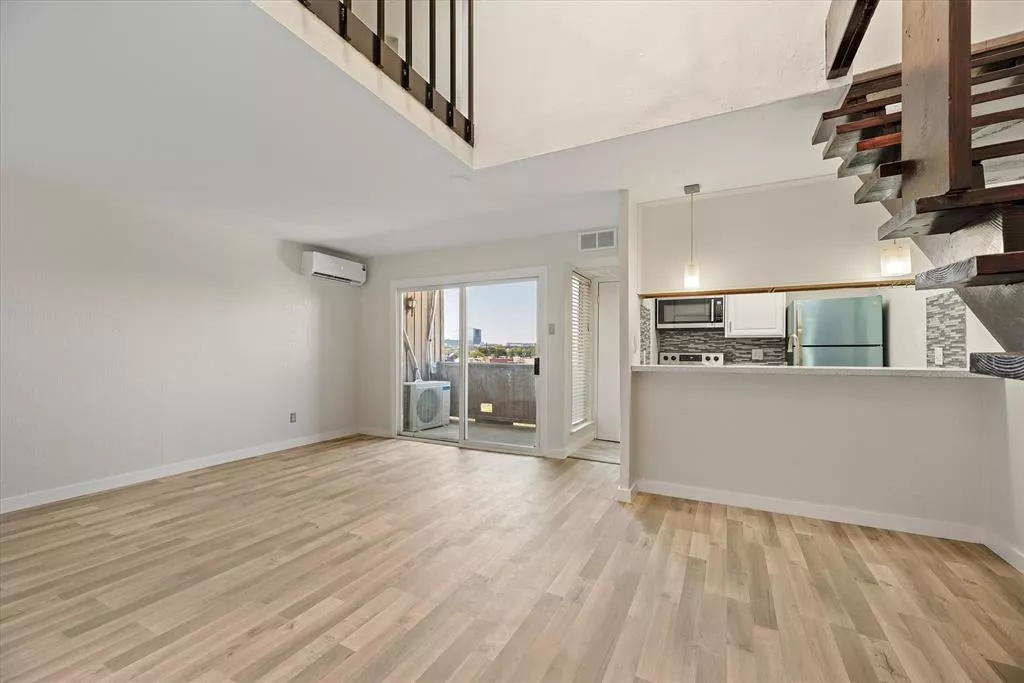 2627 Douglas Avenue, Dallas, Texas 75219