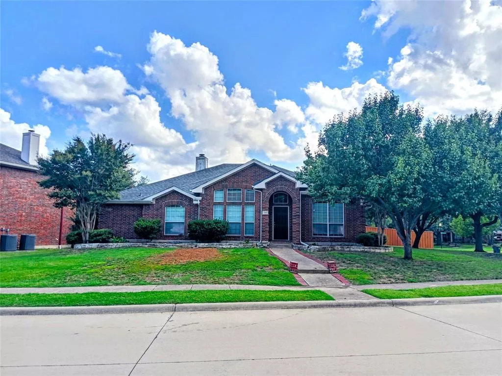 340 Thomas Drive, Murphy, Texas 75094