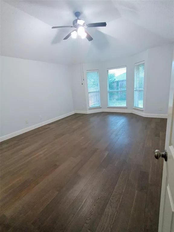 340 Thomas Drive, Murphy, Texas 75094