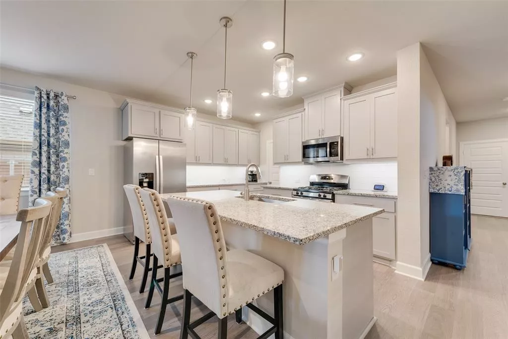 4048 Anglers Way, Royse City, Texas 75189