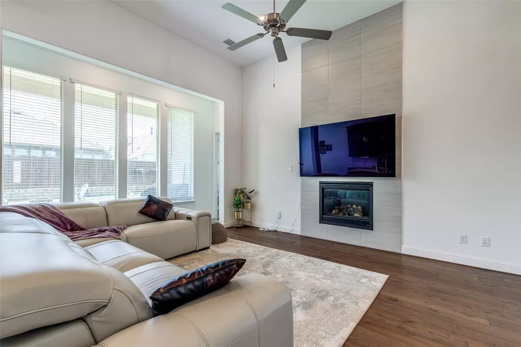 607 Rustic Trail, Argyle, Texas 76226