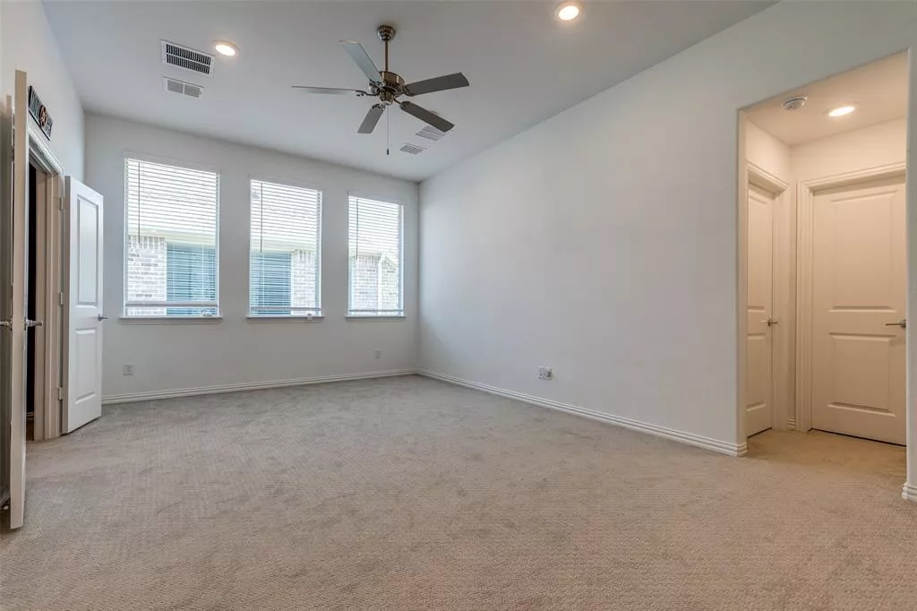 607 Rustic Trail, Argyle, Texas 76226