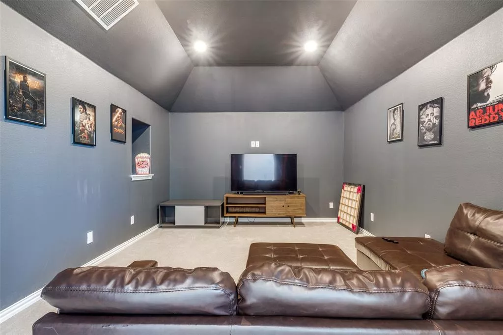 607 Rustic Trail, Argyle, Texas 76226