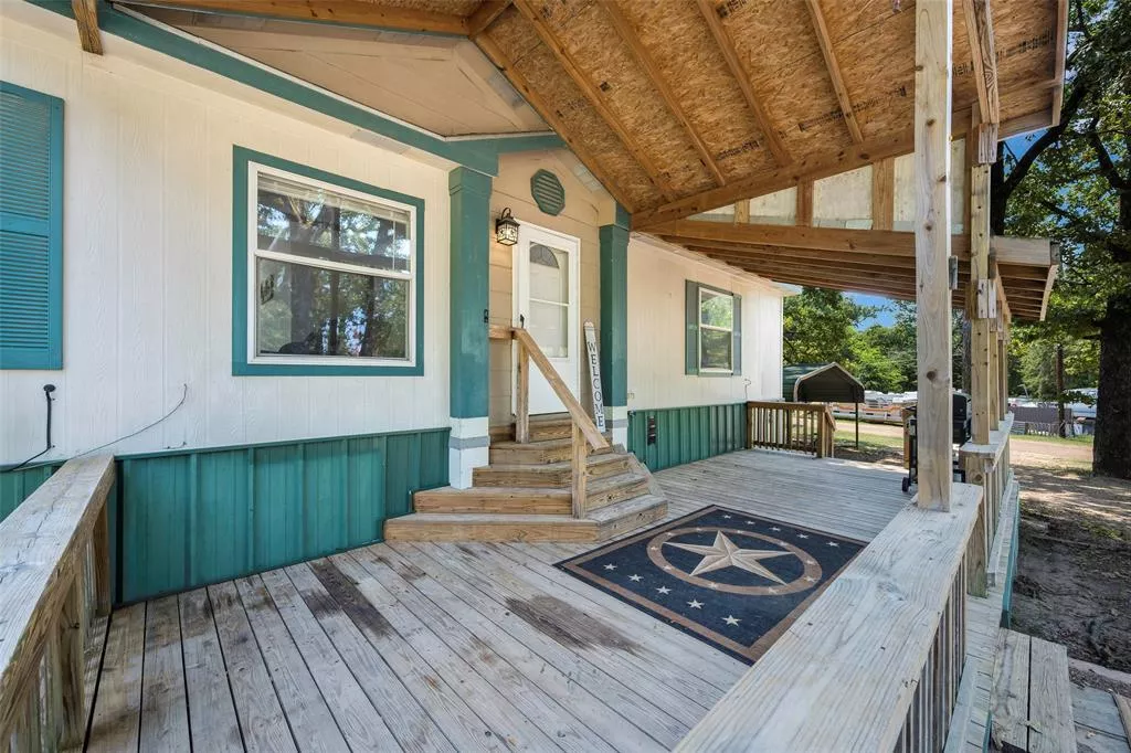 118 Winter Lane, Mabank, Texas 75156