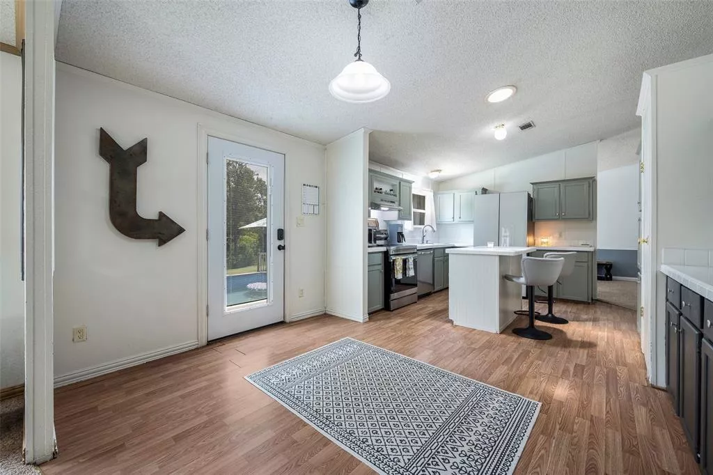 118 Winter Lane, Mabank, Texas 75156