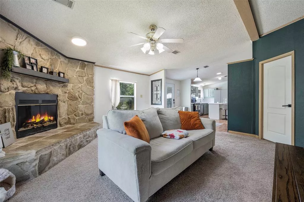 118 Winter Lane, Mabank, Texas 75156