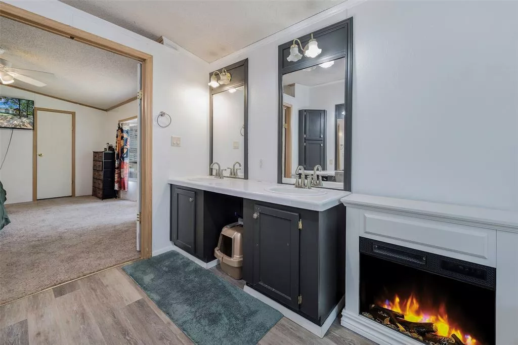 118 Winter Lane, Mabank, Texas 75156