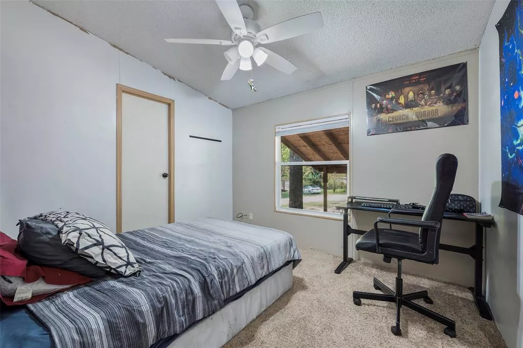 118 Winter Lane, Mabank, Texas 75156