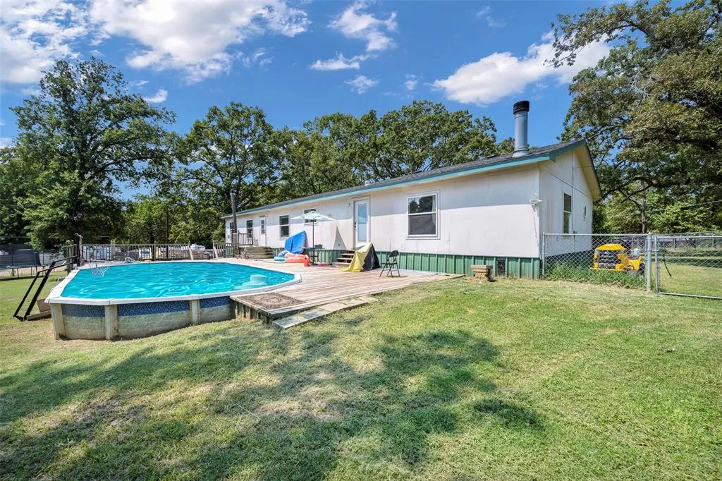 118 Winter Lane, Mabank, Texas 75156